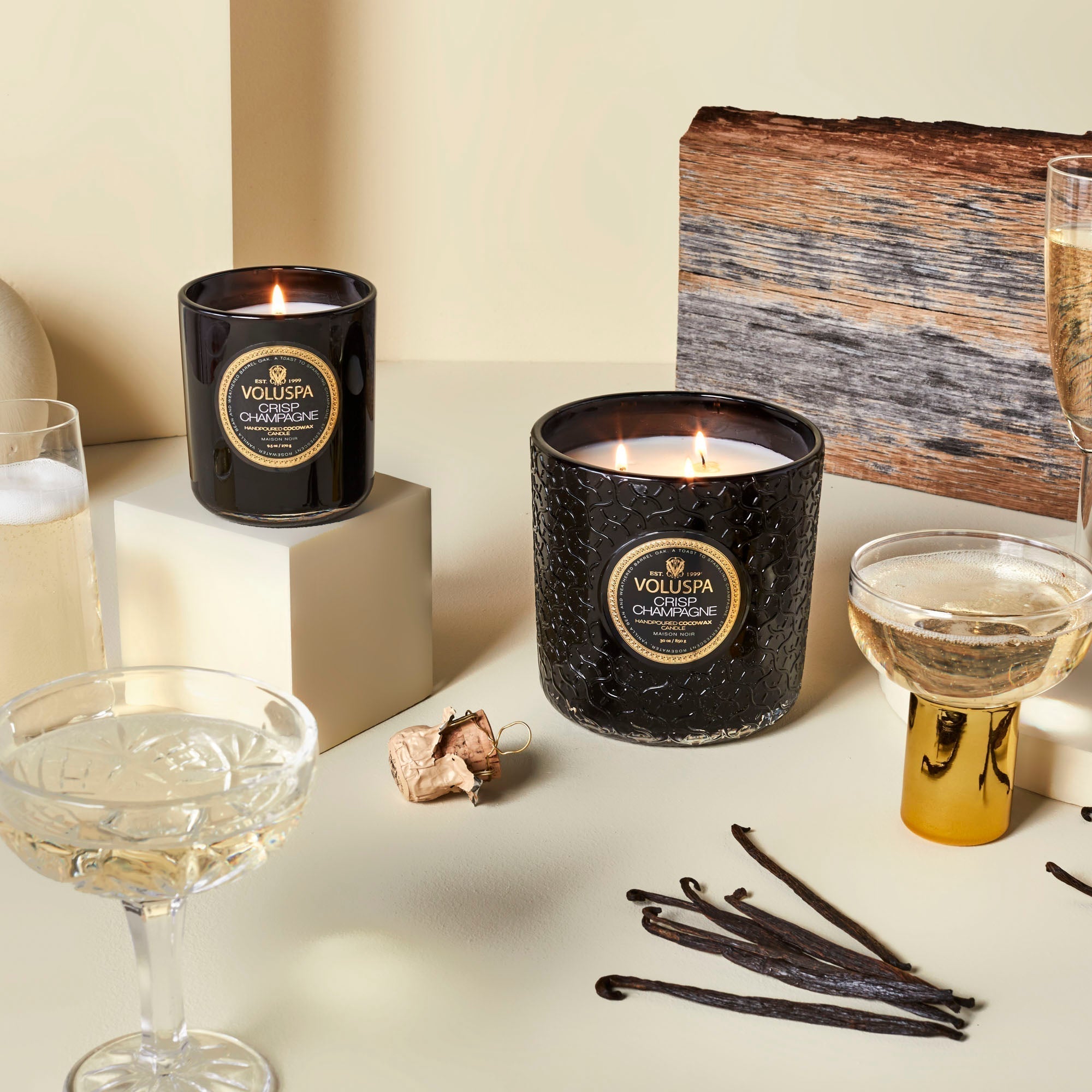 Crisp Champagne - Luxe Candle Secondary image