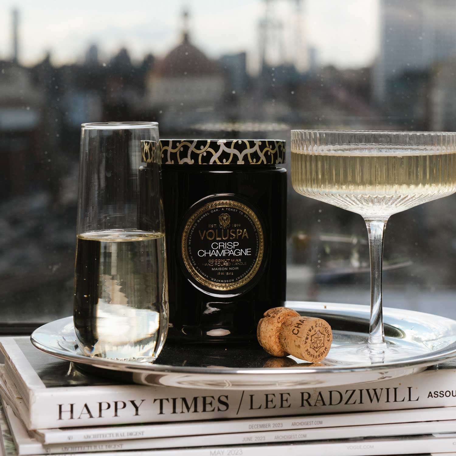 Crisp Champagne - Large Jar Candle Secondary image