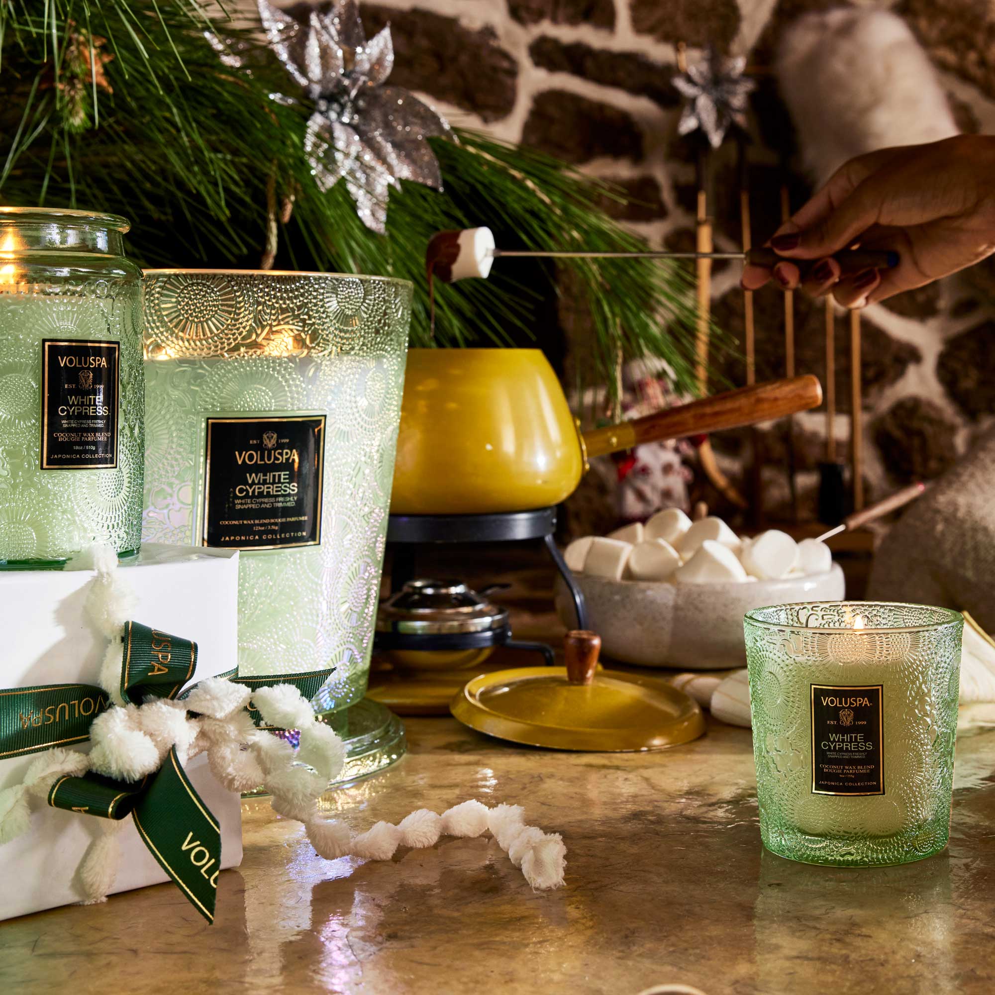 White Cypress - Classic Candle Secondary image