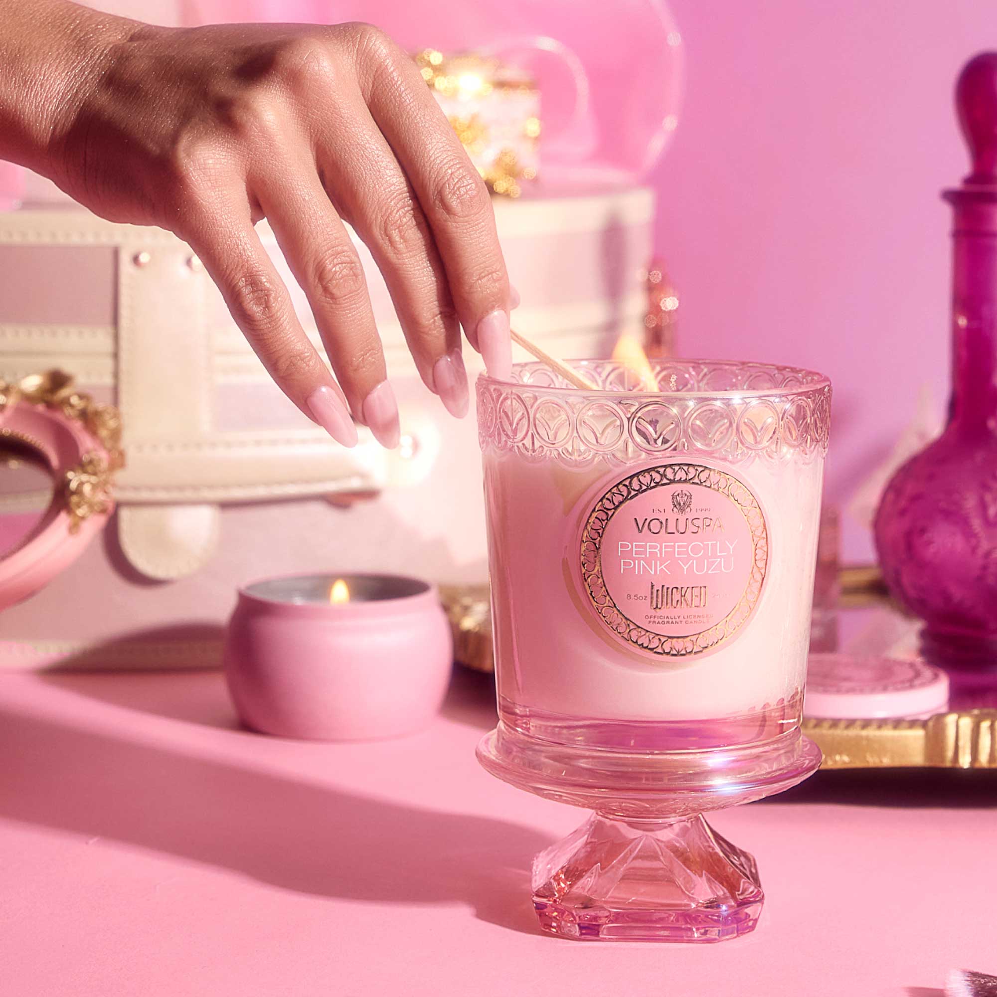 Perfectly Pink Yuzu - Boxed Candle Secondary image