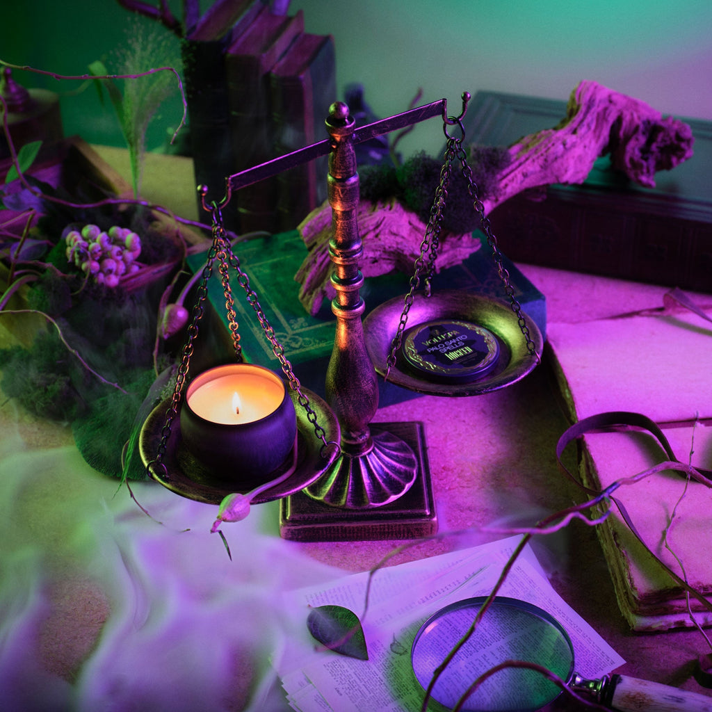 Palo Santo Spells - Mini Tin Candle