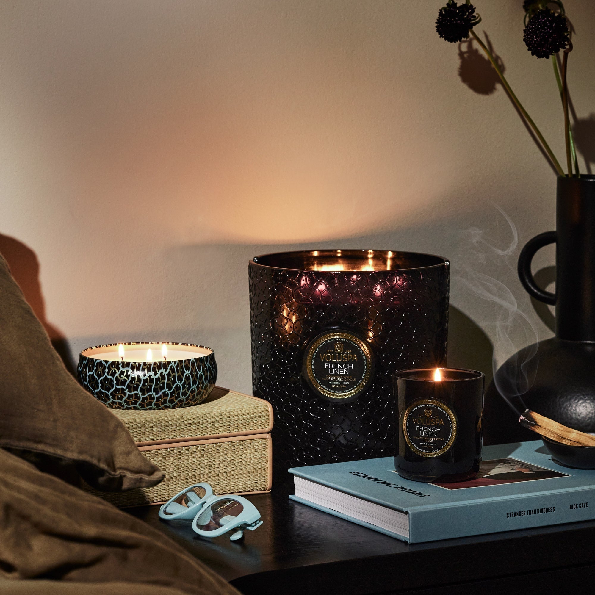 French Linen - 5 Wick Hearth Candle Secondary image