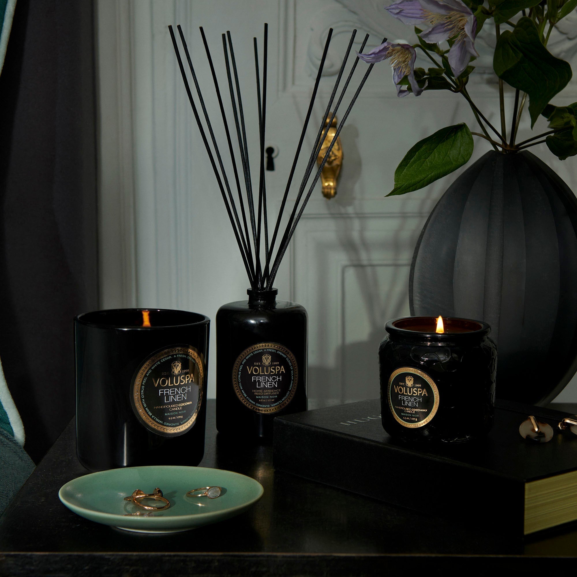 French Linen - Classic Candle Secondary image