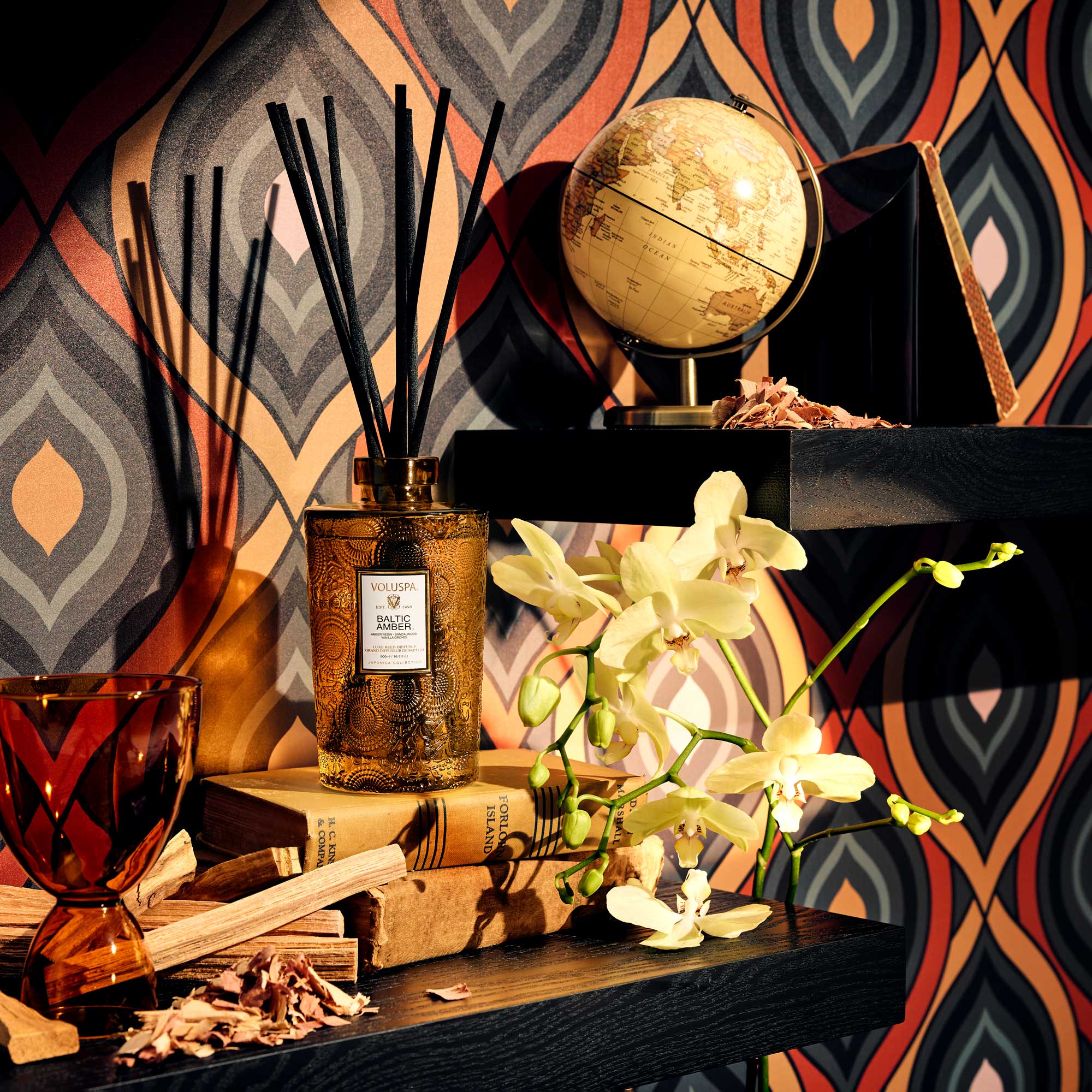 Baltic Amber - Luxe Reed Diffuser Secondary image