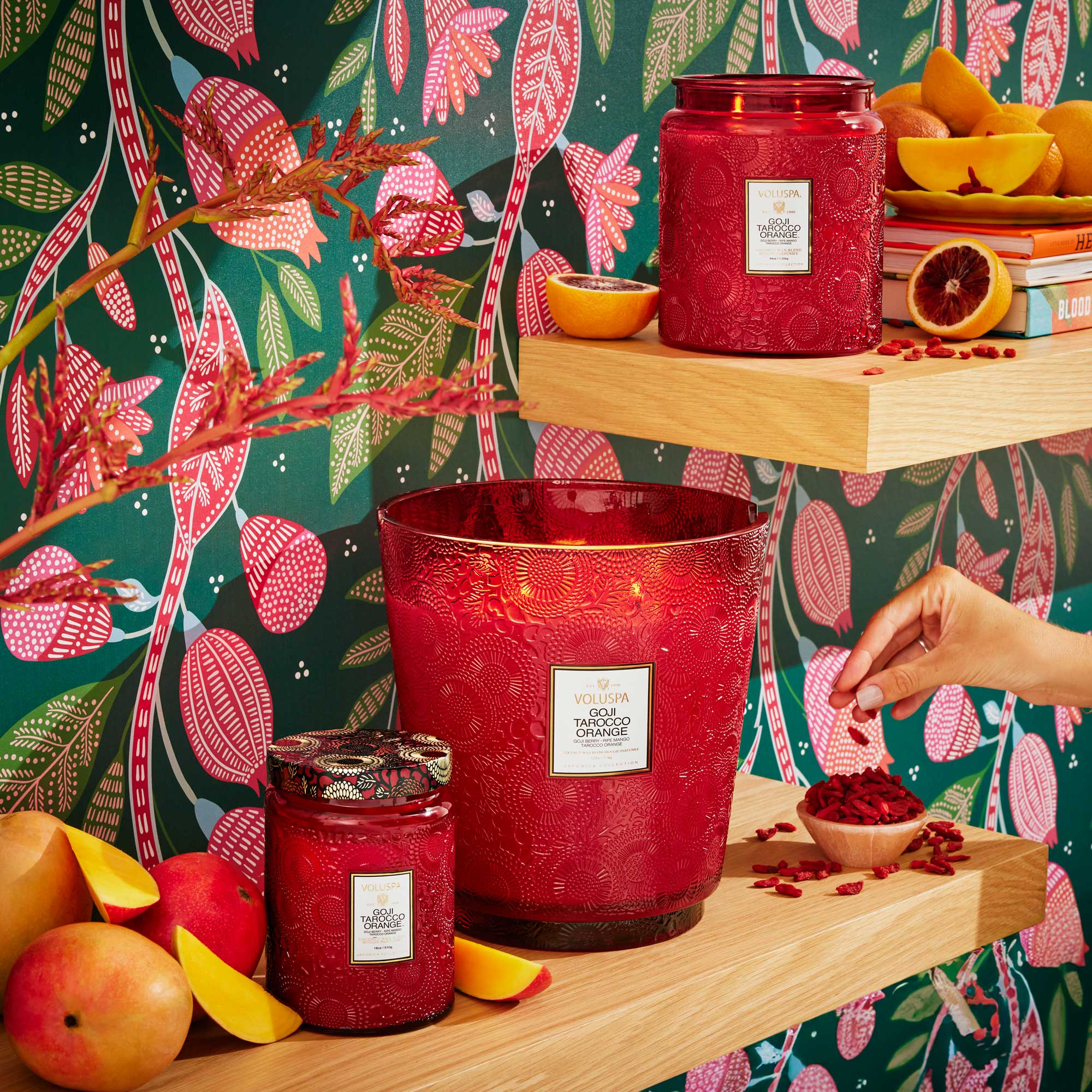 Goji Tarocco Orange - 5 Wick Hearth Candle Secondary image