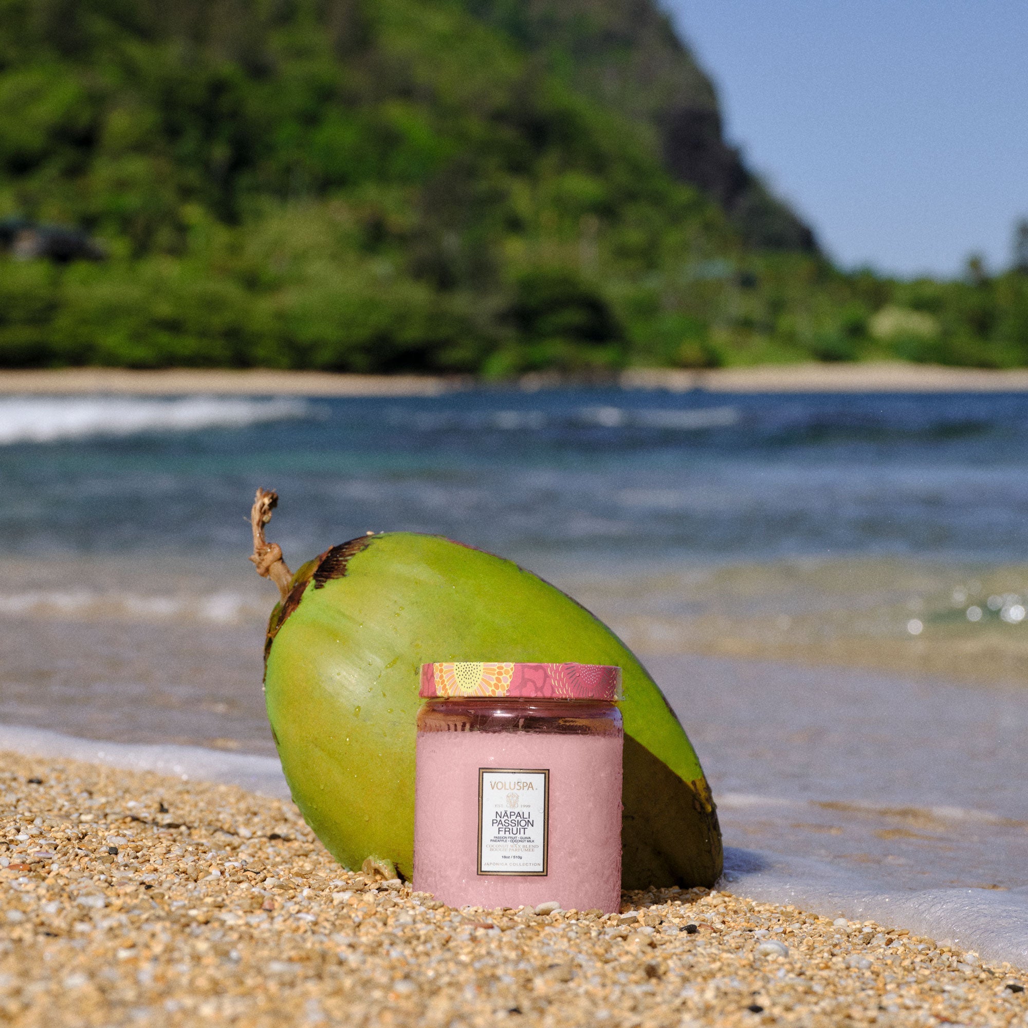 Nāpali Passion Fruit - Large Jar Candle Secondary image